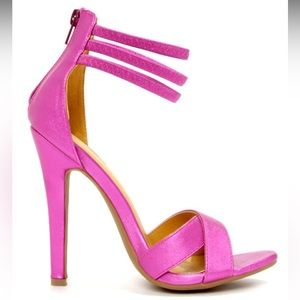 Shoe Republic LA | NWT Metallic Heels